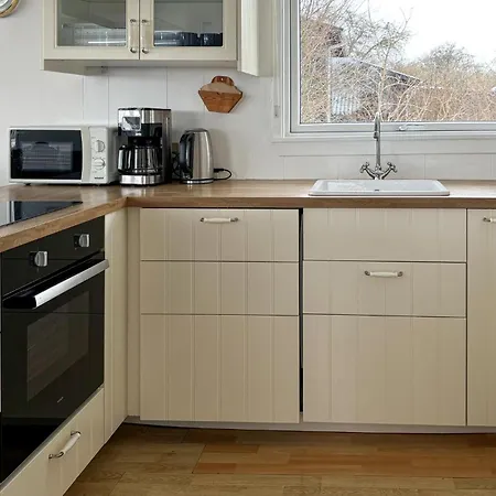 3 Bedroom Stunning In *