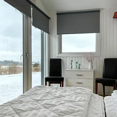 3 Bedroom Stunning In *