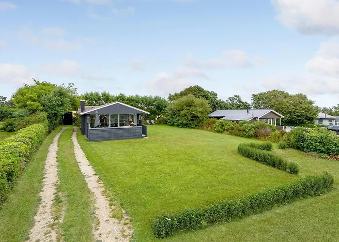 Holiday home 3 Bedroom Stunning In Snedsted