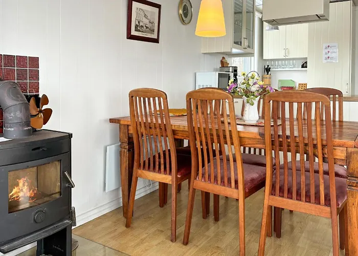 3 Bedroom Stunning In * Snedsted
